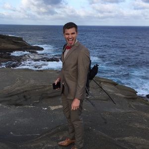 Meet your Posher, Christian